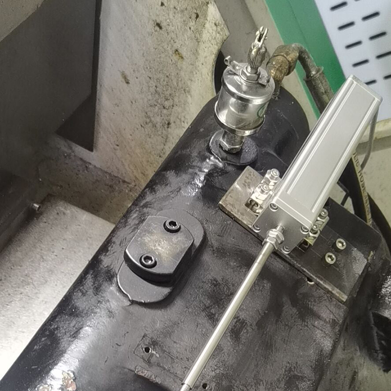 DHL防水型位移傳感器用于加工中心工件測量系統